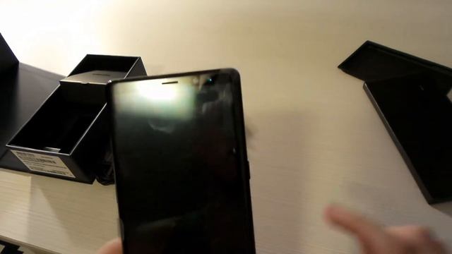Распаковка и краткий обзор Samsung Galaxy Note 8 2017 г. выпуска смотреть онлайн