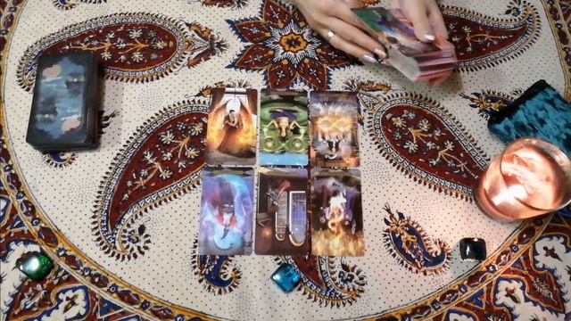 Какой мужчина часто думает обо мне? Онлайн гадание. Таро. смотреть онлайн