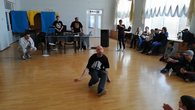 Брейк данс соревнования ДК ЦГОК 6.04.2019г. смотреть онлайн
