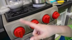 Рыбалка - Как накормить динозавра - Алиса Шоу для детей малышей