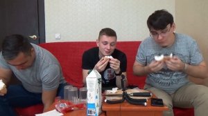 Пробуем самый острый перец в мире !