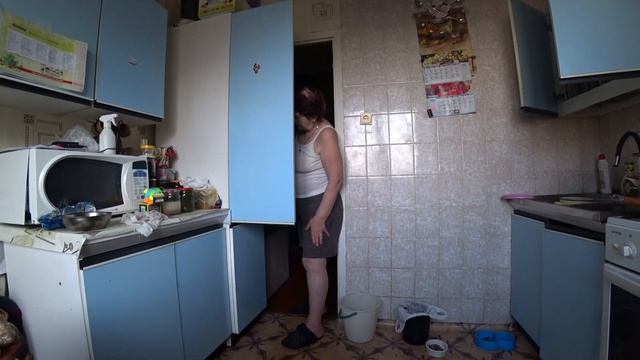 БАБУШКА РАССПРАШИВАЕТ ПРО НАТАШУ / Я НИЧЕГО НЕ ПОДАРИЛ СЕМЬЕ В НОВЫЙ ГОД ? смотреть онлайн