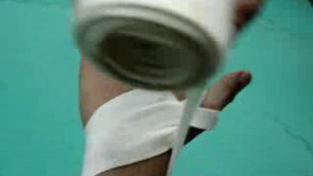 Бинтование рук (способ 2)! смотреть онлайн