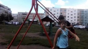 Высокий прыжок с качели