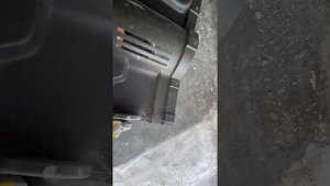Газель Некст ЦМФ 7 мест , модернизирую/ отпиливаю кусочек люка в грузовой отсек , не снимается