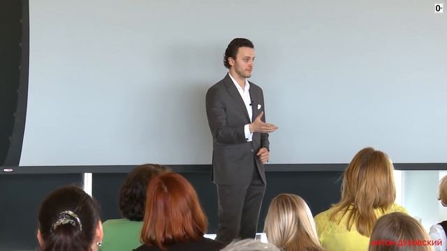 Как научиться выступать публично? Ораторское искусство перед публикой. Урок 4. Духовский ✅