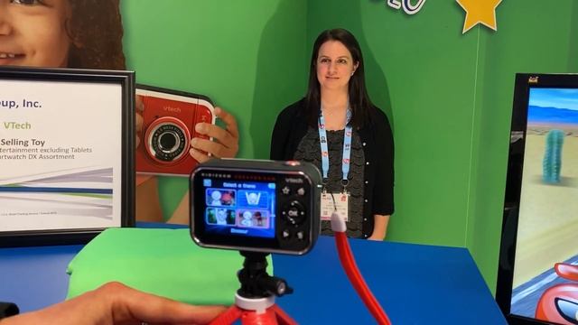 First Look: Vtech KidiZoom Creator Cam смотреть онлайн