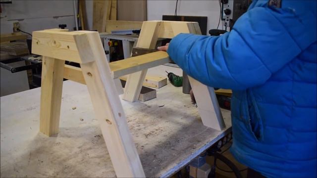 Кресло на черных саморезах.  Классика жанра. DIY armchair. смотреть онлайн