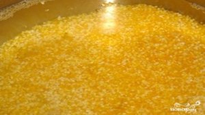 Кукурузная каша в горшочке