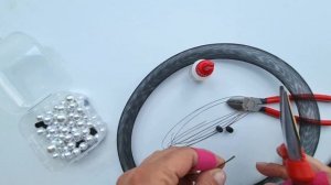 Создаем колье из сетки с жемчугом как у Ольги Свибловой. DIY Necklace made of mesh and pearls