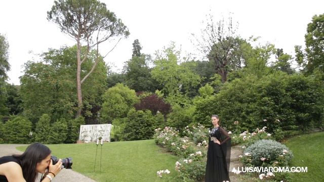 Bianca Balti for LUISAVIAROMA смотреть онлайн