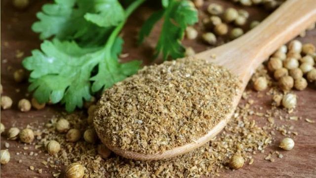 Кориандр, калинтро (кинза). Аюрведа. Домашняя аптечка. смотреть онлайн