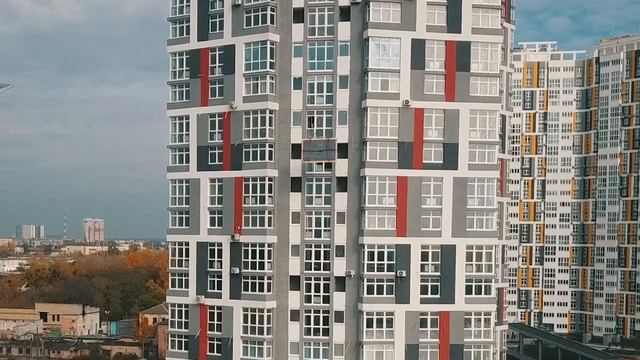 Как поднять каменную плиту по фасаду. Подъём альпинистами через окно. смотреть онлайн