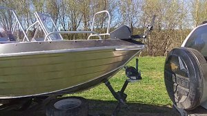 Лодка Тактика 390 DC