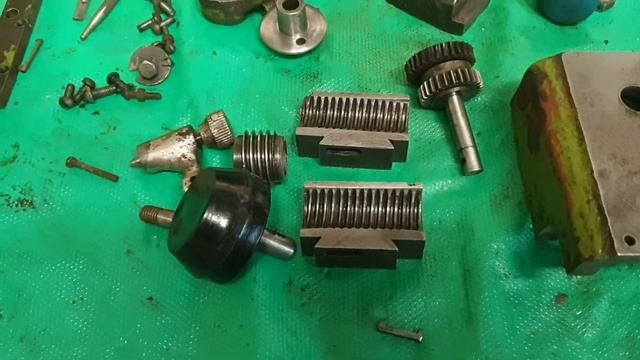 Восстановление токарного станочка. Часть 3. Фартук. смотреть онлайн