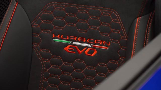 CHECK OUT This 2020 Lamborghini Huracán EVO Spyder in BLU SIDERIS!!! смотреть онлайн