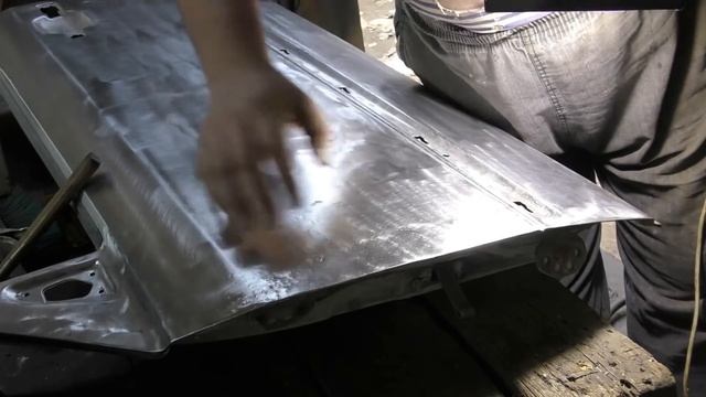 Ремонт ржавой и мятой двери Mercedes Benz W124. смотреть онлайн