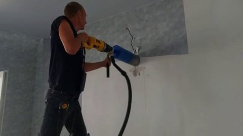 АЛМАЗНОЕ БУРЕНИЕ