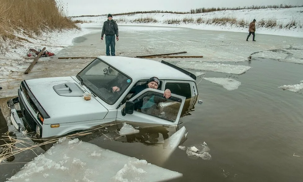 Жесть! Аварии на льду и воде.