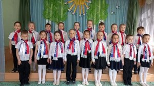 "Россия - Родина моя", Исполняет: Хор подготовительной группы, 7 лет