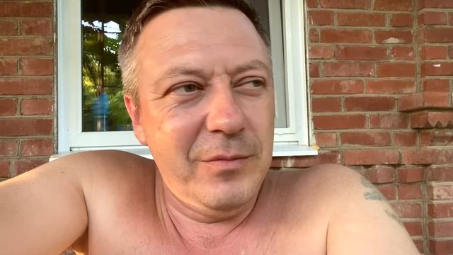 стало ПЛОХО ДРУГУ хочу втихоря отвезти НА ЧЕРНОЕ МОРЕ на зло его ЧАЕЧКАМ на работе смотреть онлайн