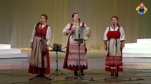 "МЕТЕЛИЦА", поёт ансамбль " ПТАШИЦА" на концерте в гостях у "Митрофановны".