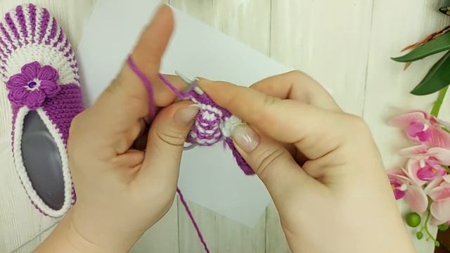 Красивые ТАПОЧКИ СЛЕДОЧКИ на 2-х спицах.