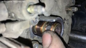Замена генератора Toyota vitz двигатель 1sz-fe