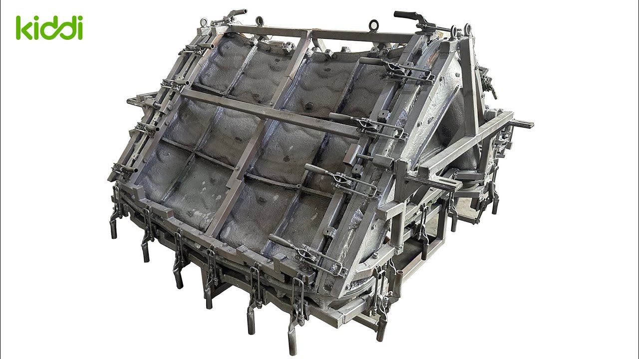 Aliminum Roto Mold for Kids Playground Equipment Roof under production. #playgroundmold #rotomolding