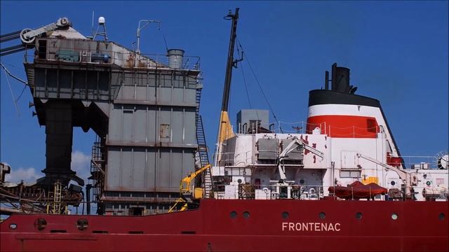 Frontenac - A Rare Salute Delights the Children смотреть онлайн