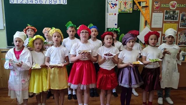 цінуймо українське. Ходить Гарбуз по городу