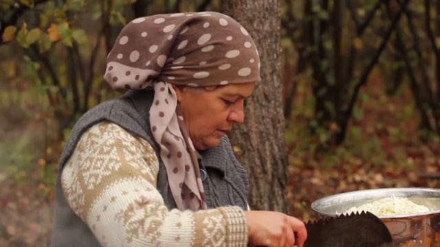 Əsil Ukrayna Borşu, Country Life Vlog, Outdoor Cooking смотреть онлайн