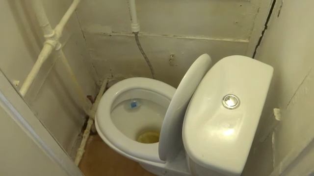 НА УНИТАЗ как НА КОНЯ. Ремонт туалета. Прикольно сделанный туалет. Toilet repair.