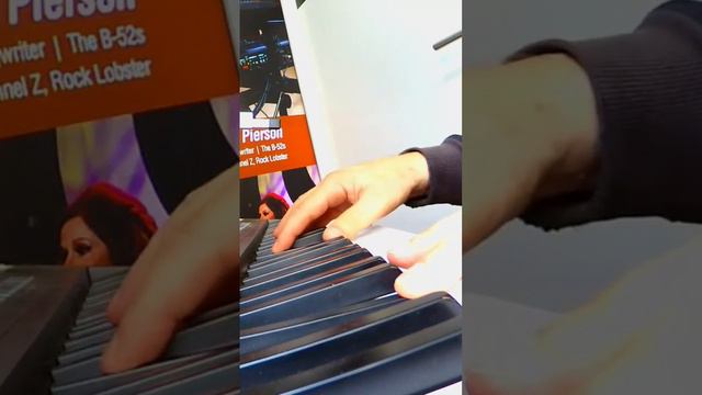 Tony Banks Mellotron (Kurzweil PC4) смотреть онлайн