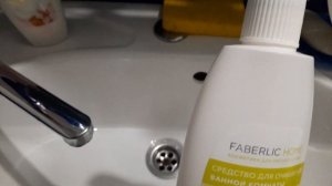 Как быстро отмыть все в ванной комнате .