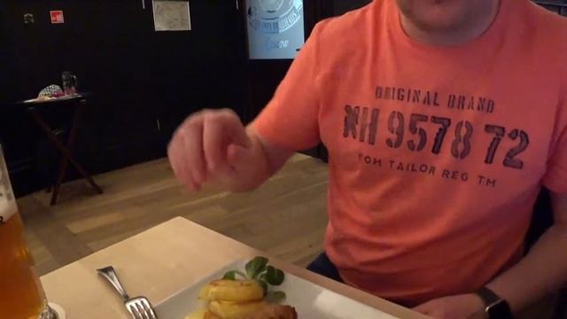 VLOG:РЕСТОРАН PAULANER BRAUHAUS MOSCOW /ОБЗОР РЕСТОРАНА НУ ОЧЕНЬ ВКУСНАЯ ЕДА/ НЕМЕЦКАЯ КУХНЯ ВРосси