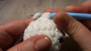 ЗАЙКА из плюшевой пряжи