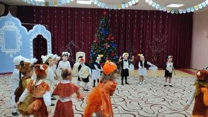 Вход на новогодний праздник "Что за праздник", средняя группа, новый год