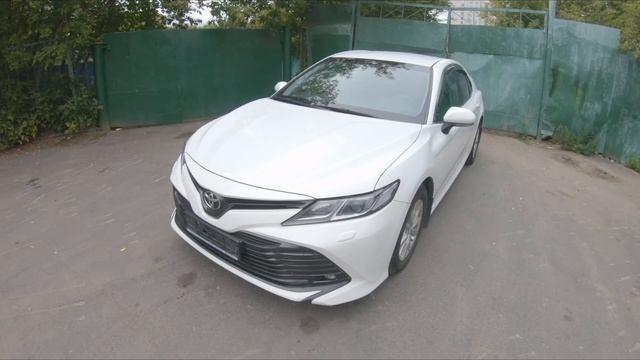 Обзор Toyota Camry VIII (XV70) / 65.000 км / Таксую на Camry / Позитивный таксист