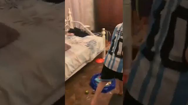 Празднование забитых голов футболистами смотреть онлайн