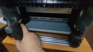 Kyocera M2040 ужасно трещит во время печати