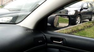 Автоматическое опускание зеркал заднего вида Toyota Avensis