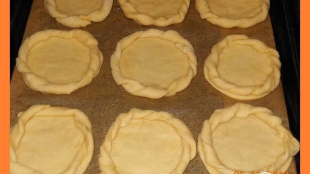 Пицца рецепт  Мини пицца с перепелиными яйцами