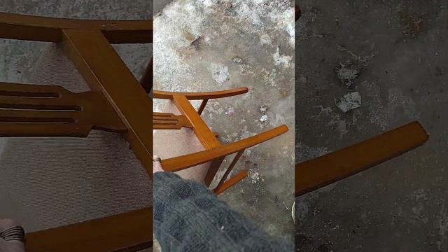 Археология московских помоек: прикольный стул нашёл сегодня утром, СВАО, 17.03.2023.Продам на Авито смотреть онлайн