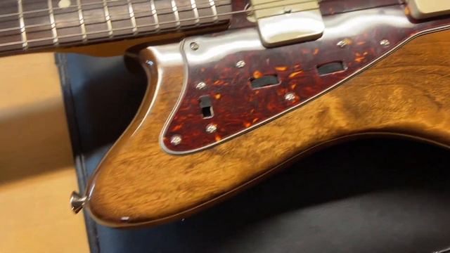 2008 Fender Elvis Costello Jazzmaster Walnut Stain смотреть онлайн