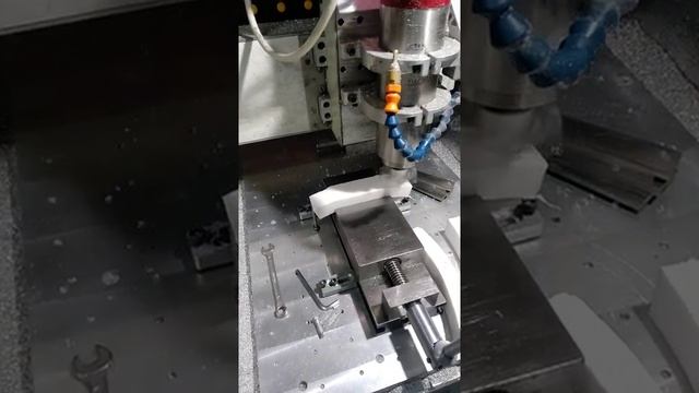 Фрезеровка фторопласта большой фрезой смотреть онлайн