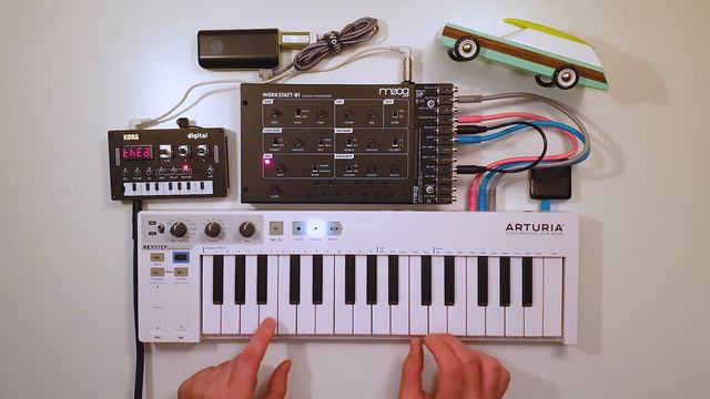 my first moog is battery powered (moog werkstatt) (#Jamuary2021 Day 22) смотреть онлайн