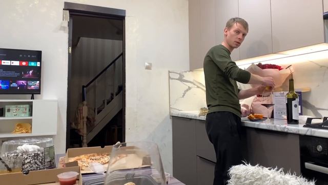 День Рождения, юбилей 30 лет / Пошли в магазин за тортом ?/ Отмечаем день рождения в кругу семьи ? смотреть онлайн