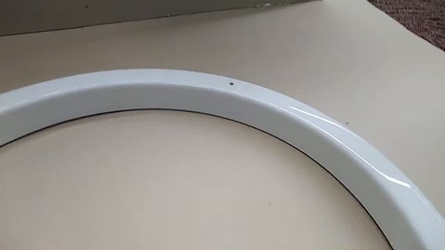 Светильник RING 705 c белым глянцевым корпусом смотреть онлайн