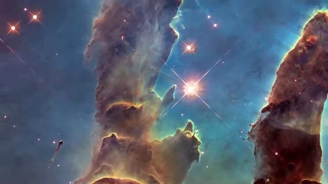 Pan over Pillars of Creation — visible